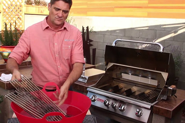 Built-in grill features designed for easy cleanup and maintenance